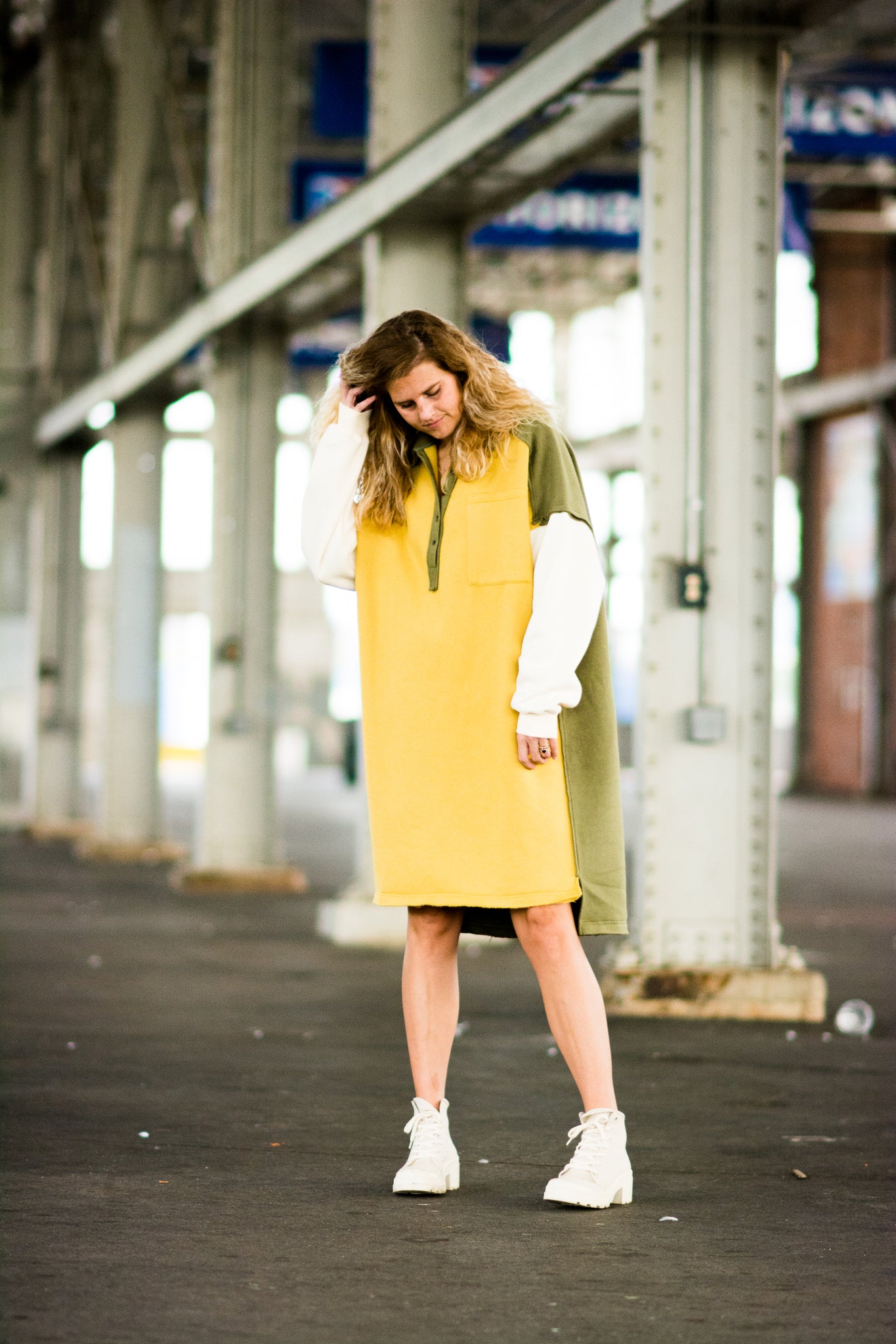 MAIN STREET OVERSIZED SWEATSHIRT DRESS KITS BRAND  affordable Womens and Mens trendy online streetwear fashion boutique 